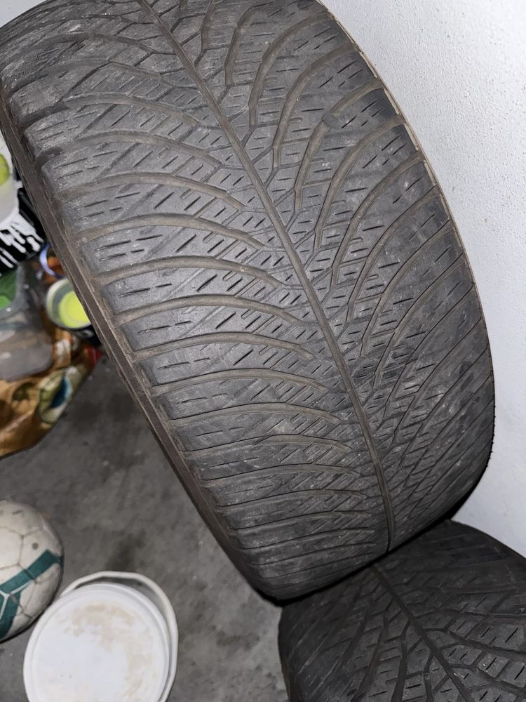 4 Pneus yokohama inverno 245/45 r18