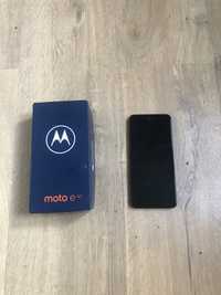 Smartfon Motorola e40