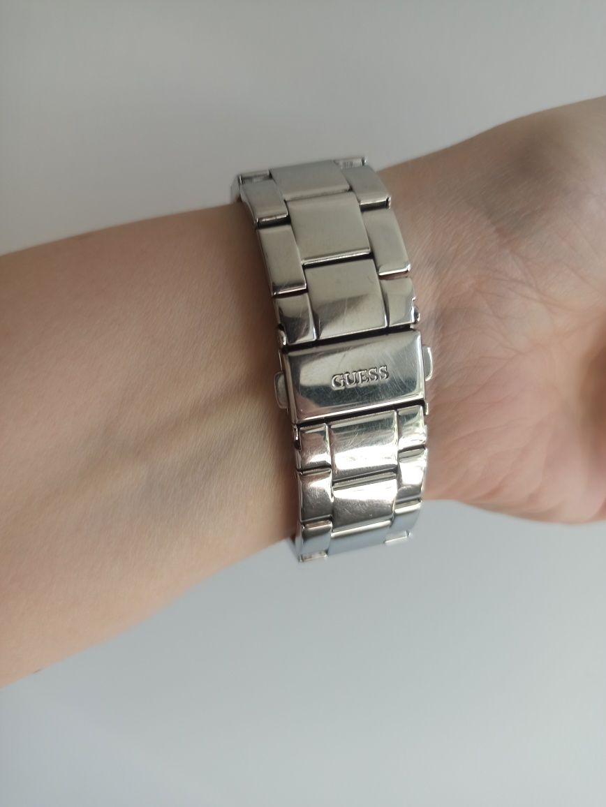 Zegarek Guess W1082L1 G Twist  Srebrny