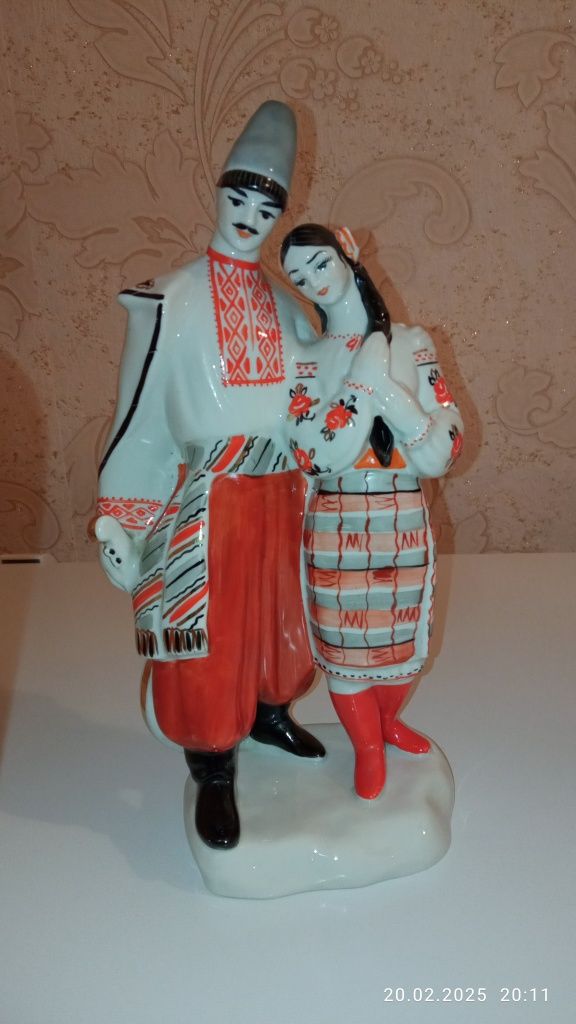 Продам статуетку