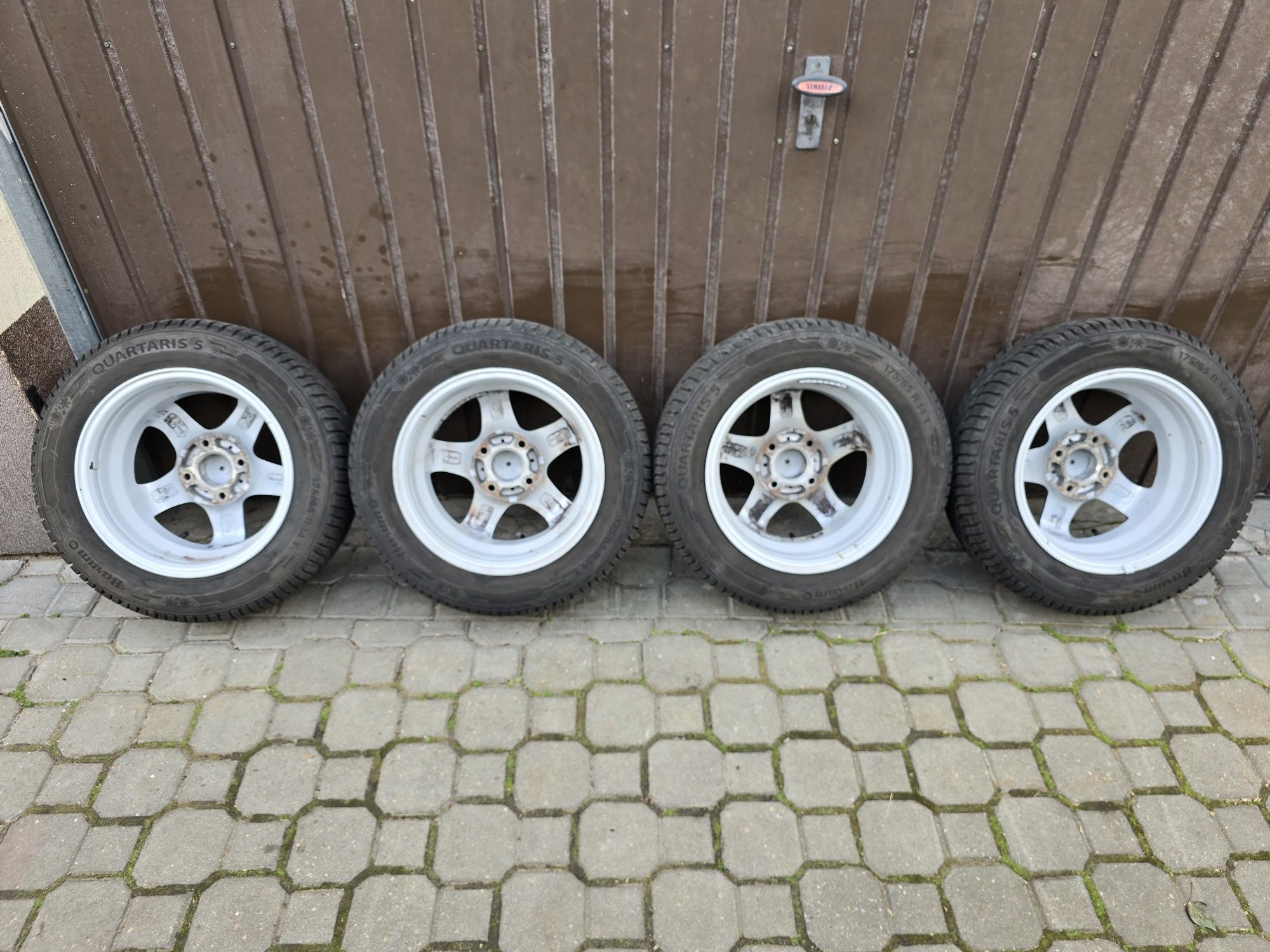 Felgi z oponami 175/65R14 Ford Fiesta 4x108 Fusion Focus Puma KA+