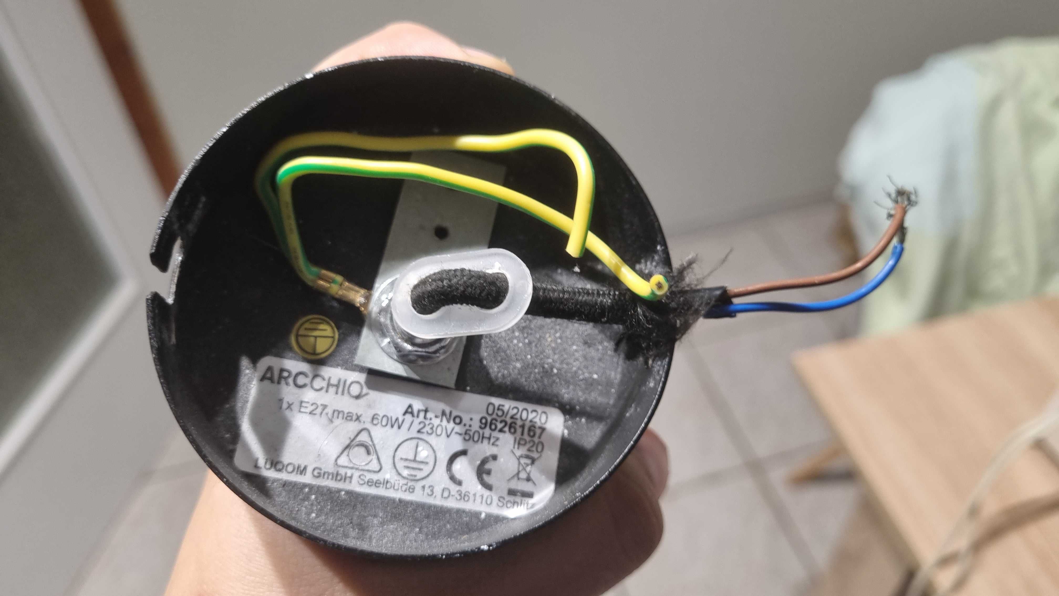 Lampa wisząca na przewodzie (np. nad wyspę)