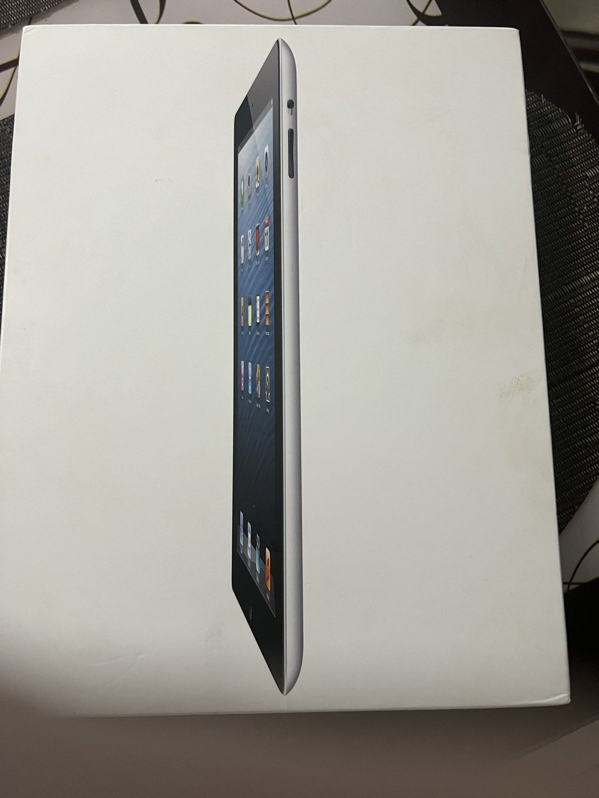 Продам не дорого iPad 4. Apple. 64 gb.