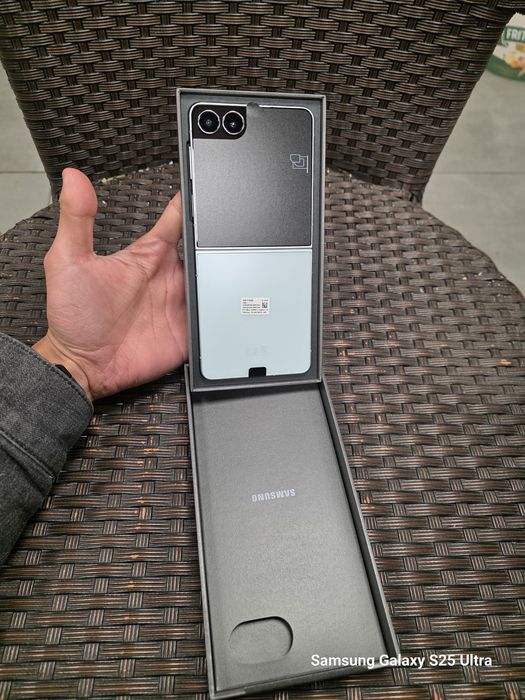 Samsung Galaxy Z Flip 7, 512 GB,Exclusive kolor od Samsung.pl,2 Lat GW