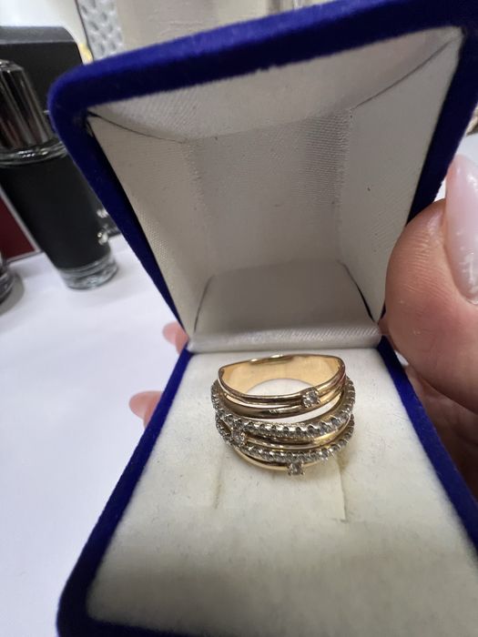 Обручка із золота 585