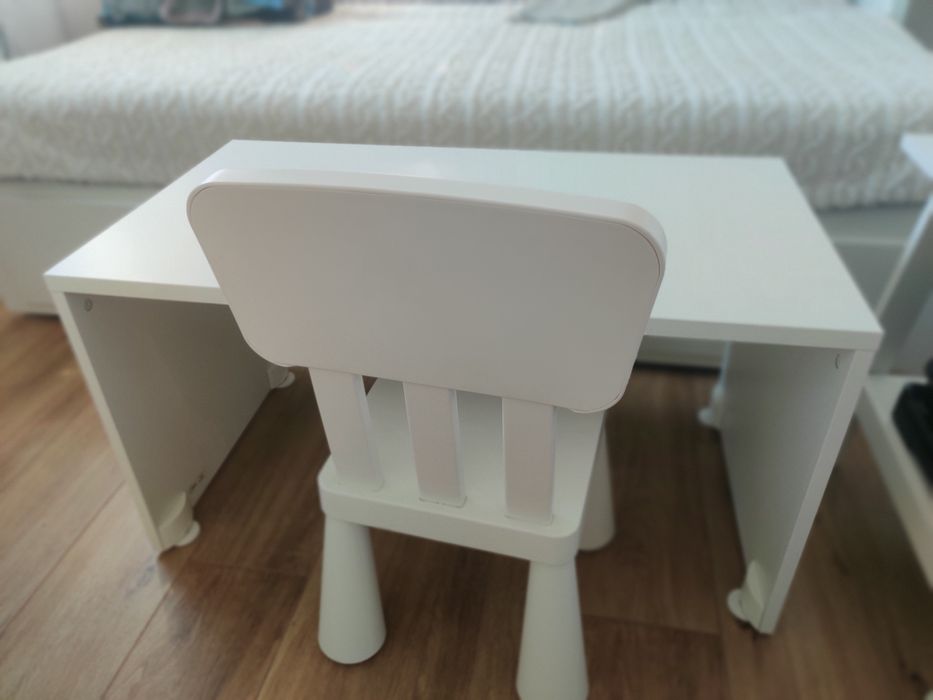krzesełko+ stolik Ikea