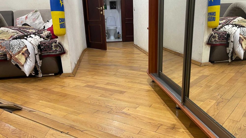 Паркетные работы. Циклевка полов, снятие краски, реставрация паркета.