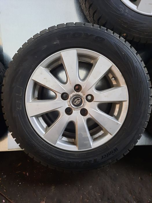 Диски з резиною р16 тойота