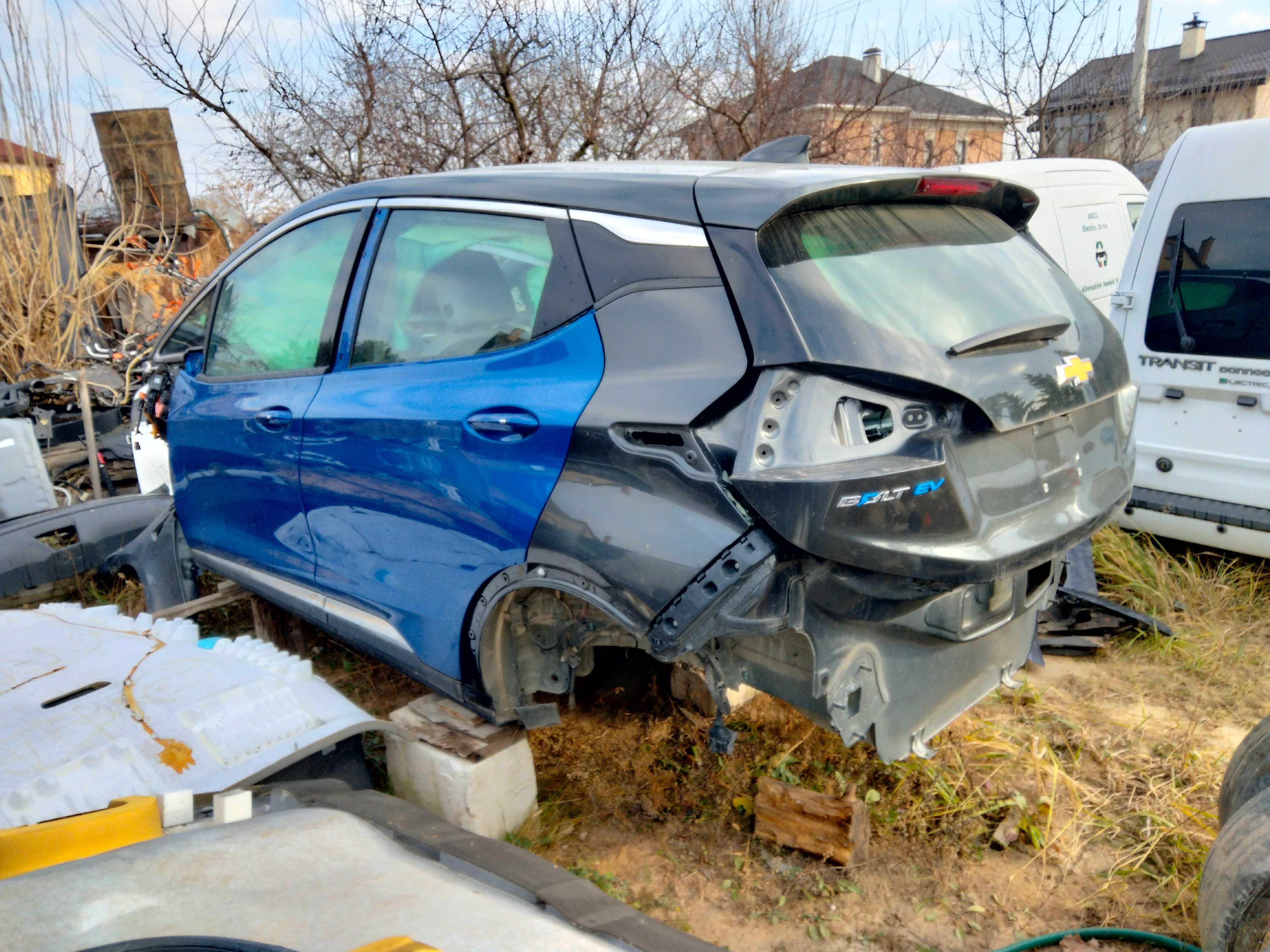 CHEVROLET VOLT,bolt,spark капот,криша,лядо,радіатор,вентилятор,скло