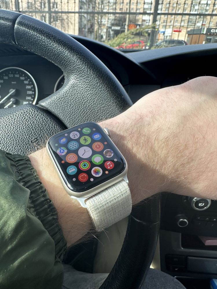 Apple watch se2 44mm silver 2022
