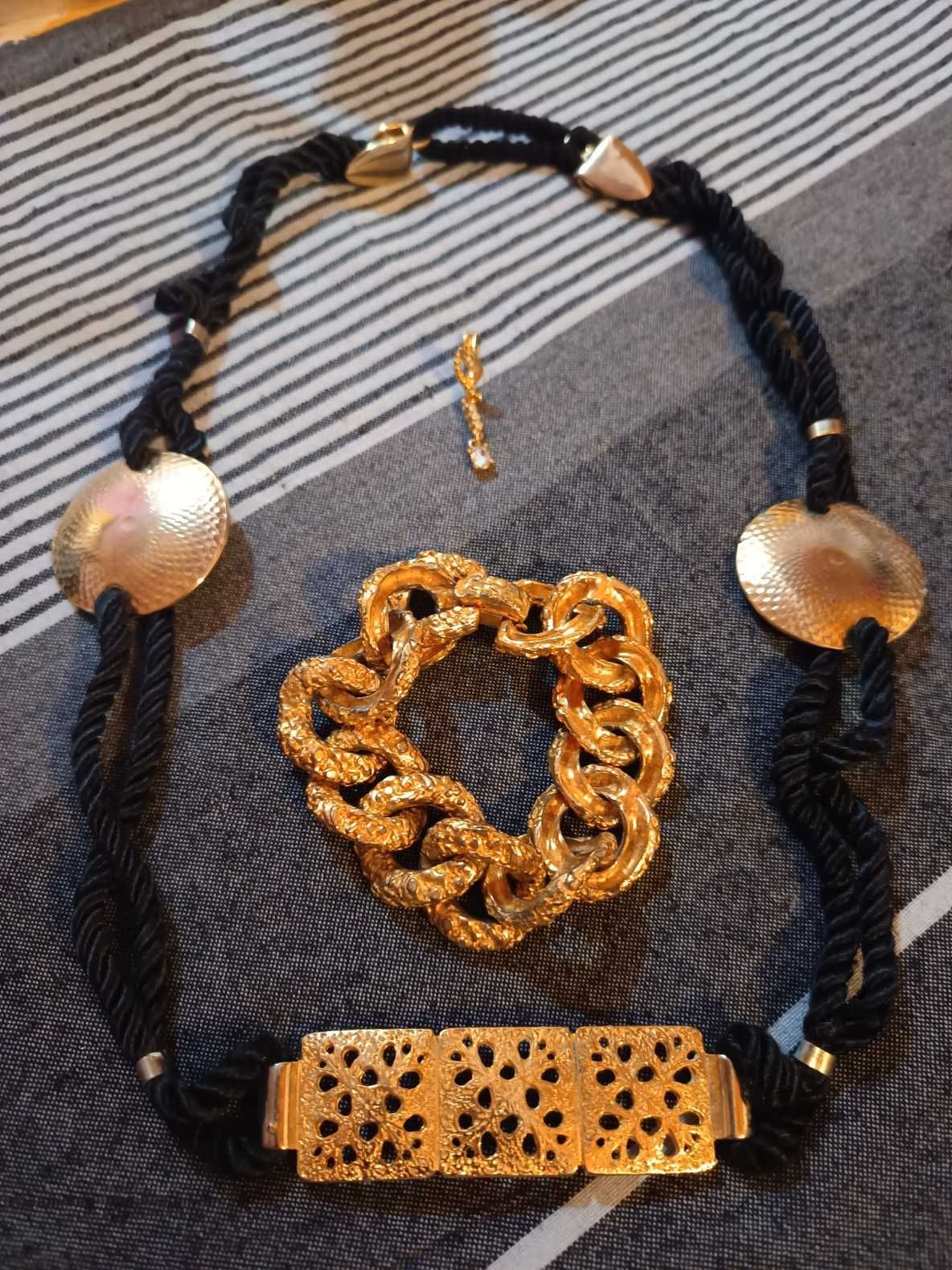 Conjunto de Colar + Pulseira + Brinco - Ref.: B-37
