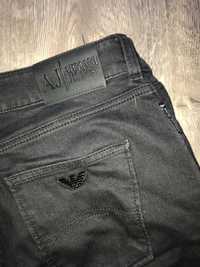 Czarne spodnie damskie Armani Jeans 29