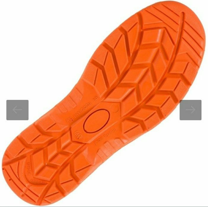 Робочі спец.ботинки зимові 42 р.