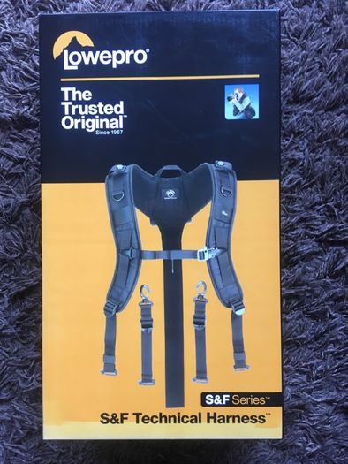 Lowepro S&F Technical Harness and S&F Deluxe Technical Belt