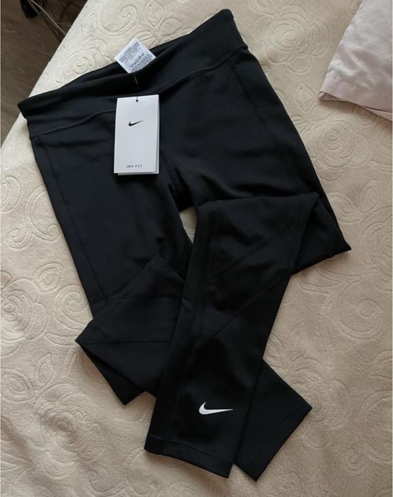 Спортинві лосини nike