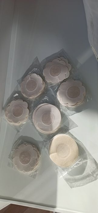 Накладки на груди наклейки