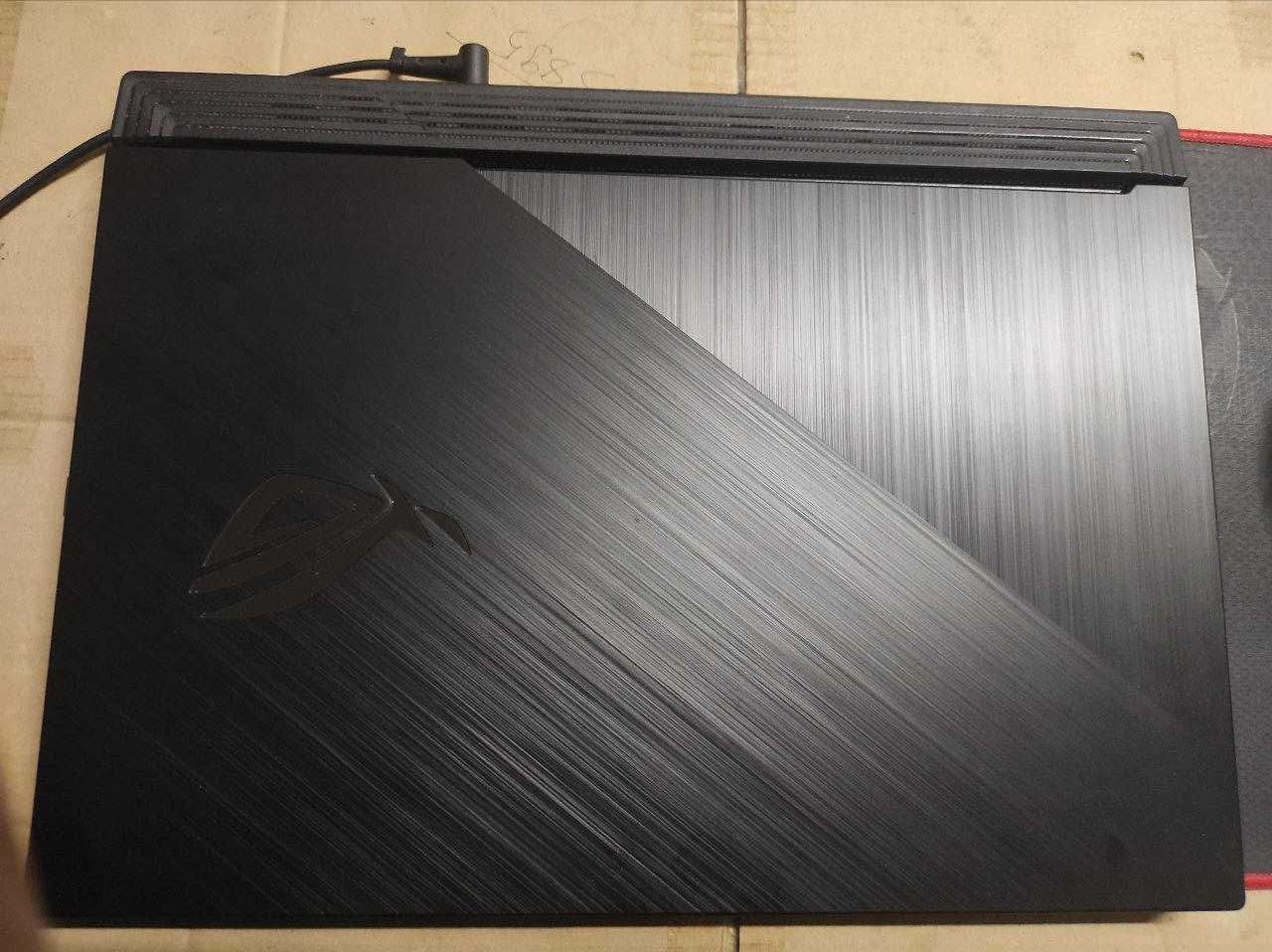 ASUS ROG Strix G731GT Intel Core i5 NVIDIA GTX 1650 RAM 4GB
