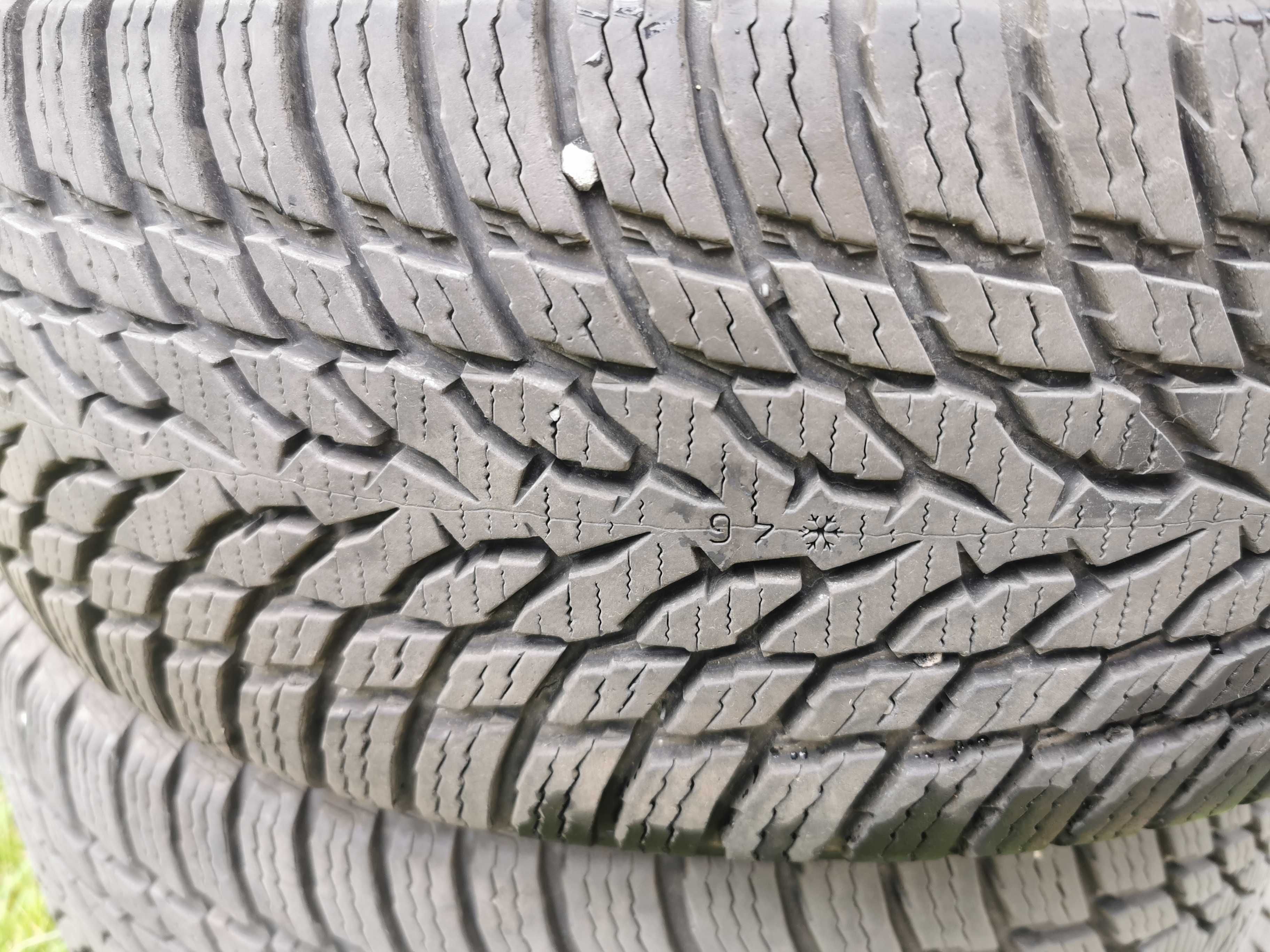OPONY ZIMOWE Nokian Tyres Snowproof 195/65R15