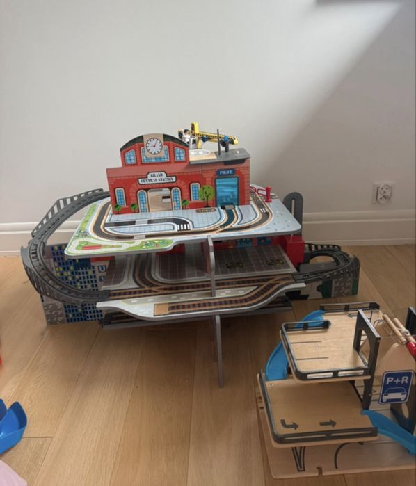 Kolejka drewniana+tory+samochodziki