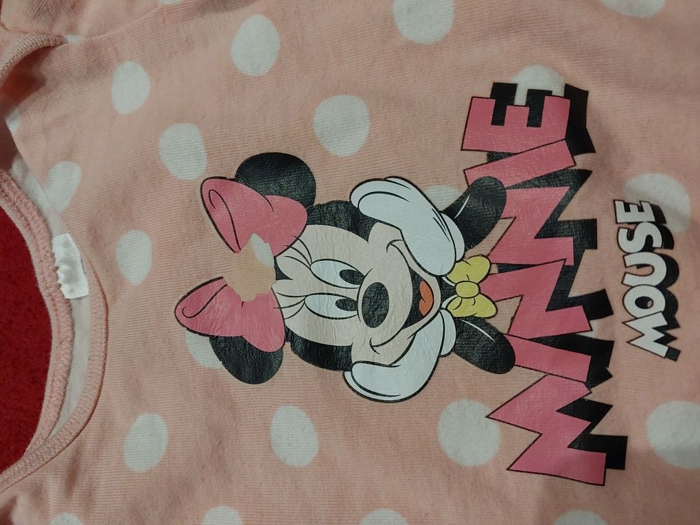 Śliczny komplecik z Myszką Minnie 62