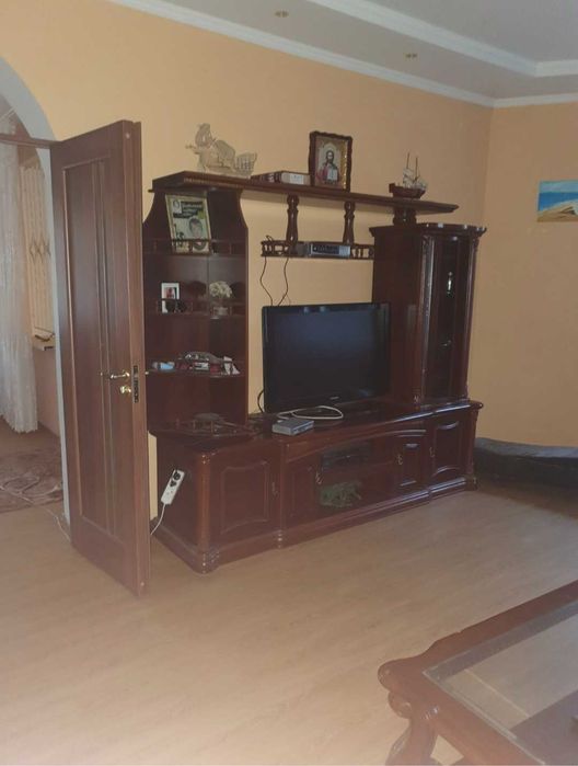 Срочно.Продам дом Одесская обл.240м.кв+агробизнес