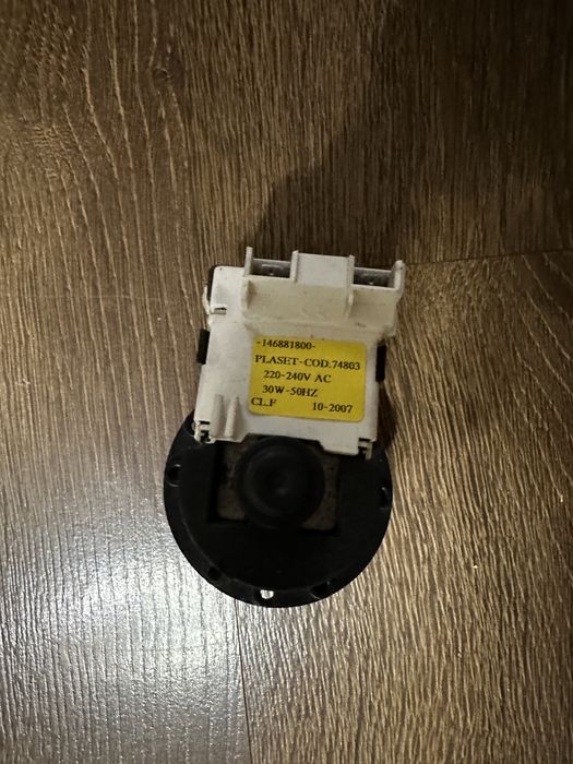 Запчастини на пральну машину Zanussi ZWQ5100