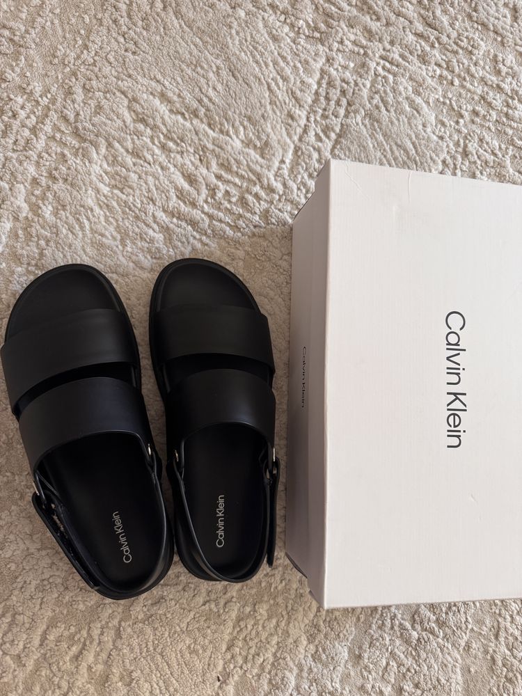 Шкіряні сандалі Calvin Klein