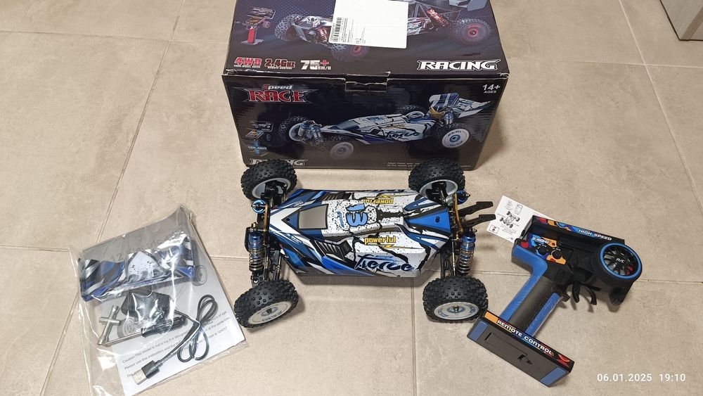 Професійна радіокерована машинка WLtoys 124017 V8 - 75км/г