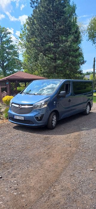 Przewóz Osób/ Wynajem Busa 9-osobowego/ Transport/ Dowóz na lotniska