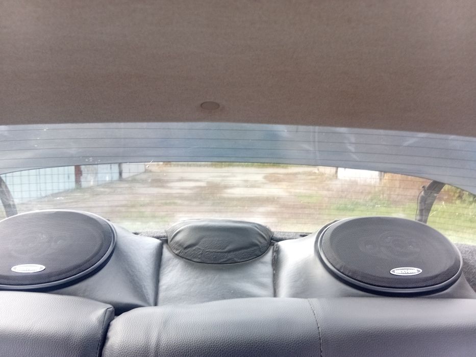 Продам. Сенса 1.4 на газу. 2004 года.