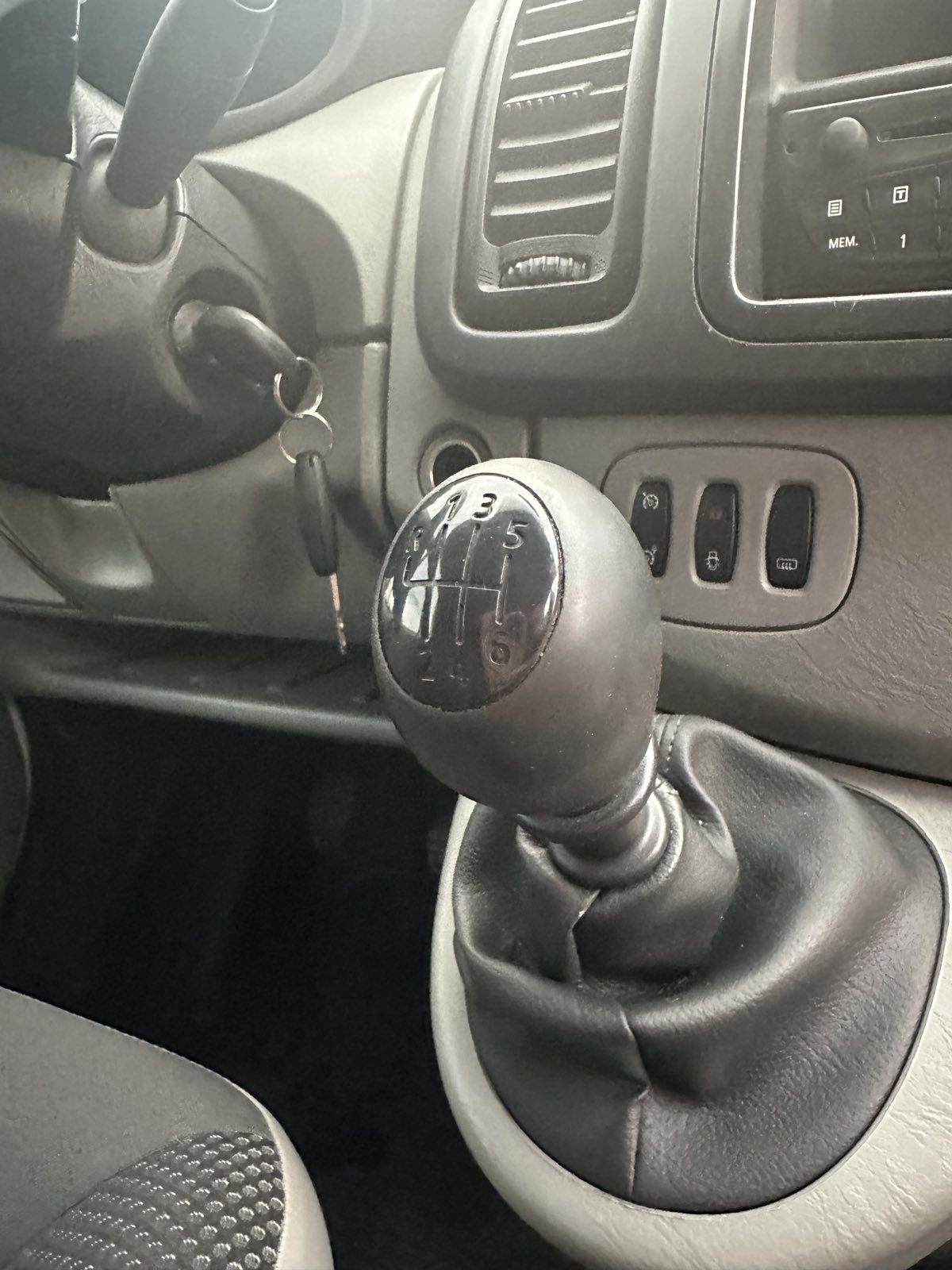 Opel Vivaro Опель Віваро пасажир