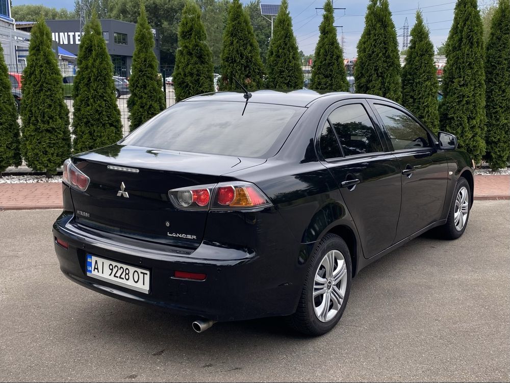 Mitsubishi Lancer X 2010