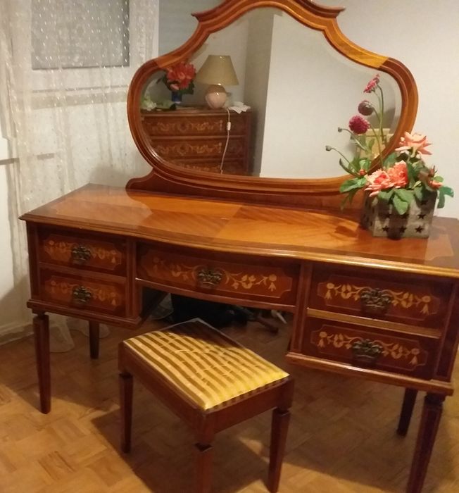 Cama vintage casal com transporte