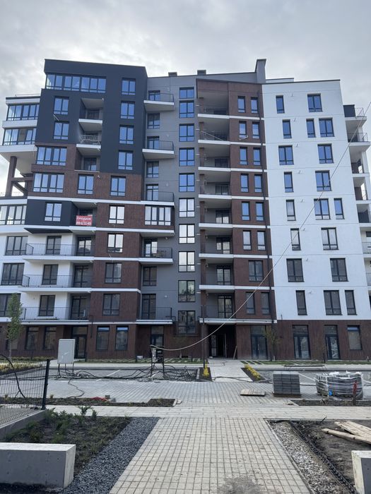 Видова квартира з відкритим балконом в районі вулиці Вовчинецька