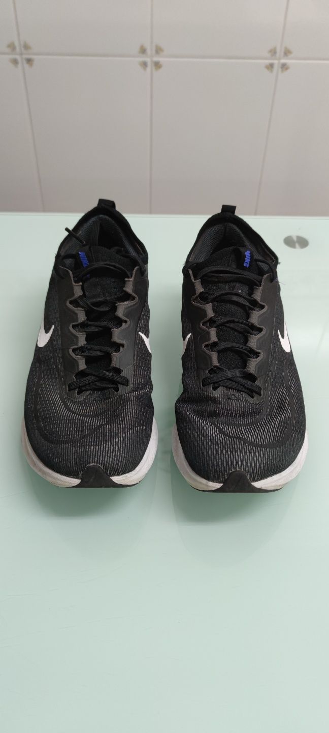 Tênis Nike Zoom Fly 3
