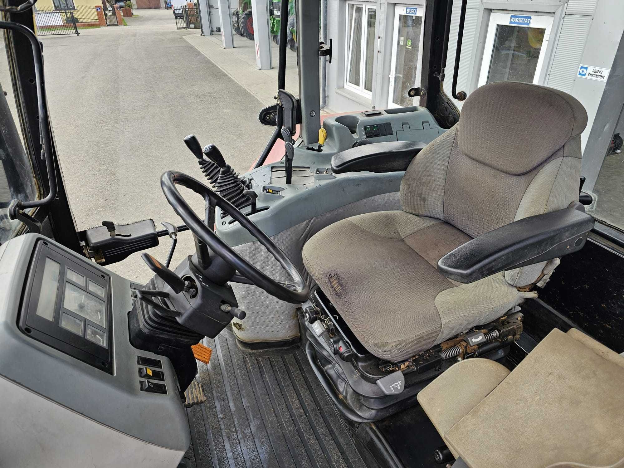 Case MX 120 Maxxum 6 cylindrów z Ładowaczem Faucheux , przedni TUZ