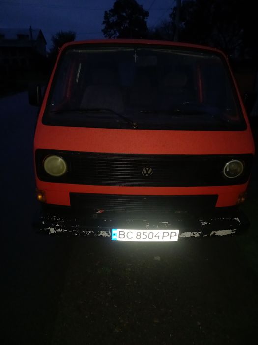 Продаєть фольсваген т3