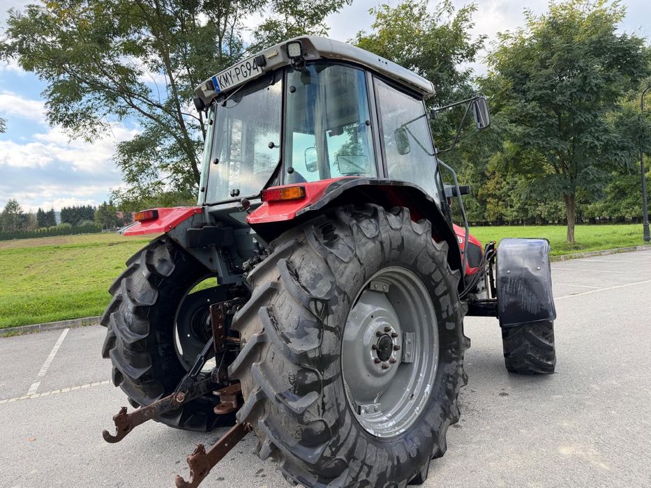 Ciągnik rolniczy Massey Ferguson 4255