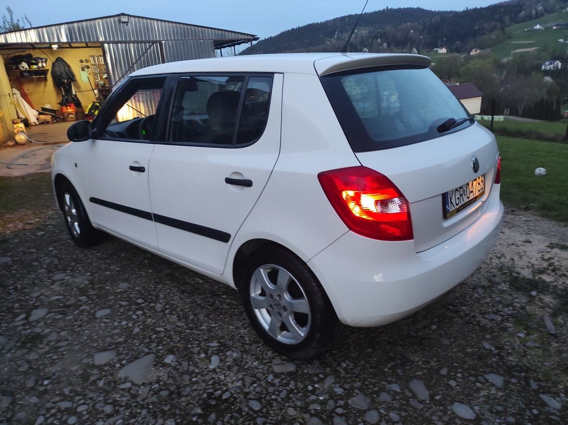 Škod Fabia 1.2  benzyna