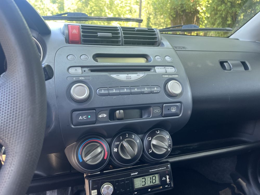 Honda Jazz 1.2 i-DSi 78cv - 2001 / com AC