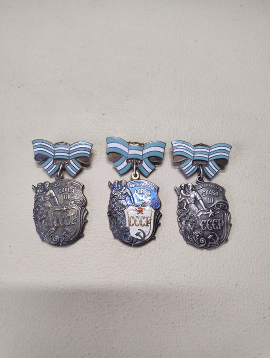 Значок СССР продам