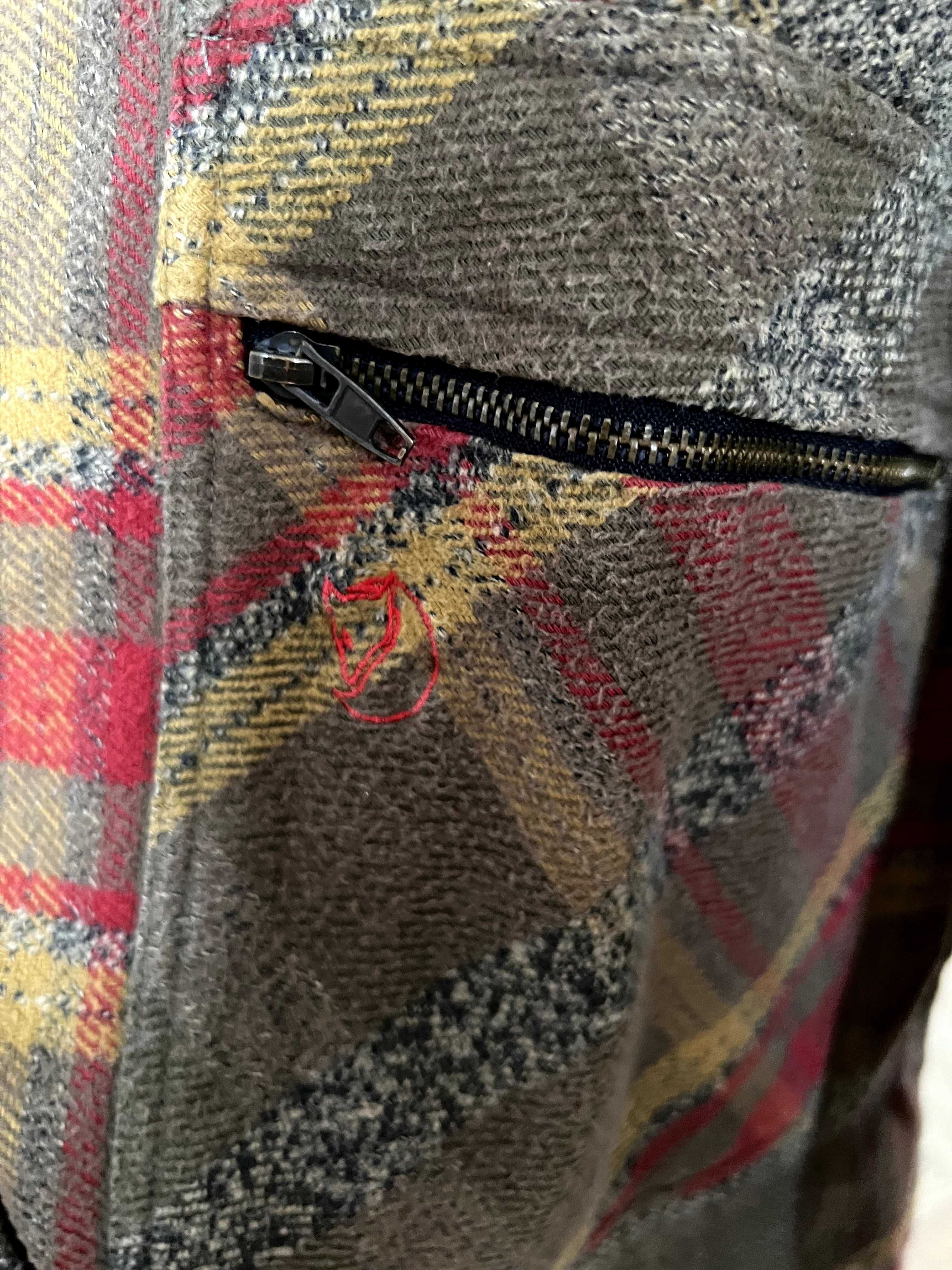 продам тепла рубашка Fjallraven розмір L