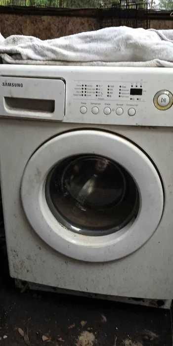 Стиральные машины  на запчасти.