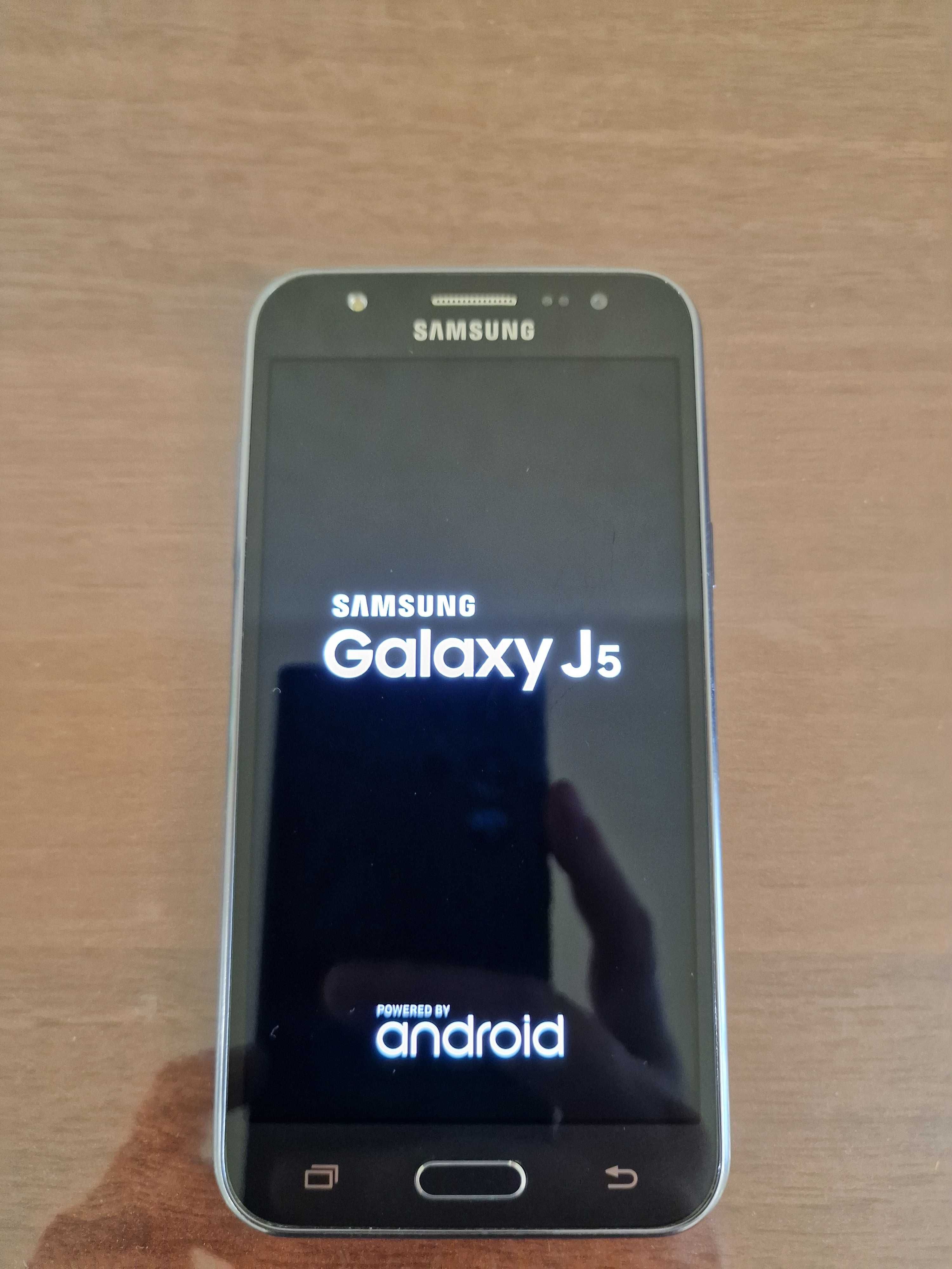 Мобільний телефон Galaxy j500H