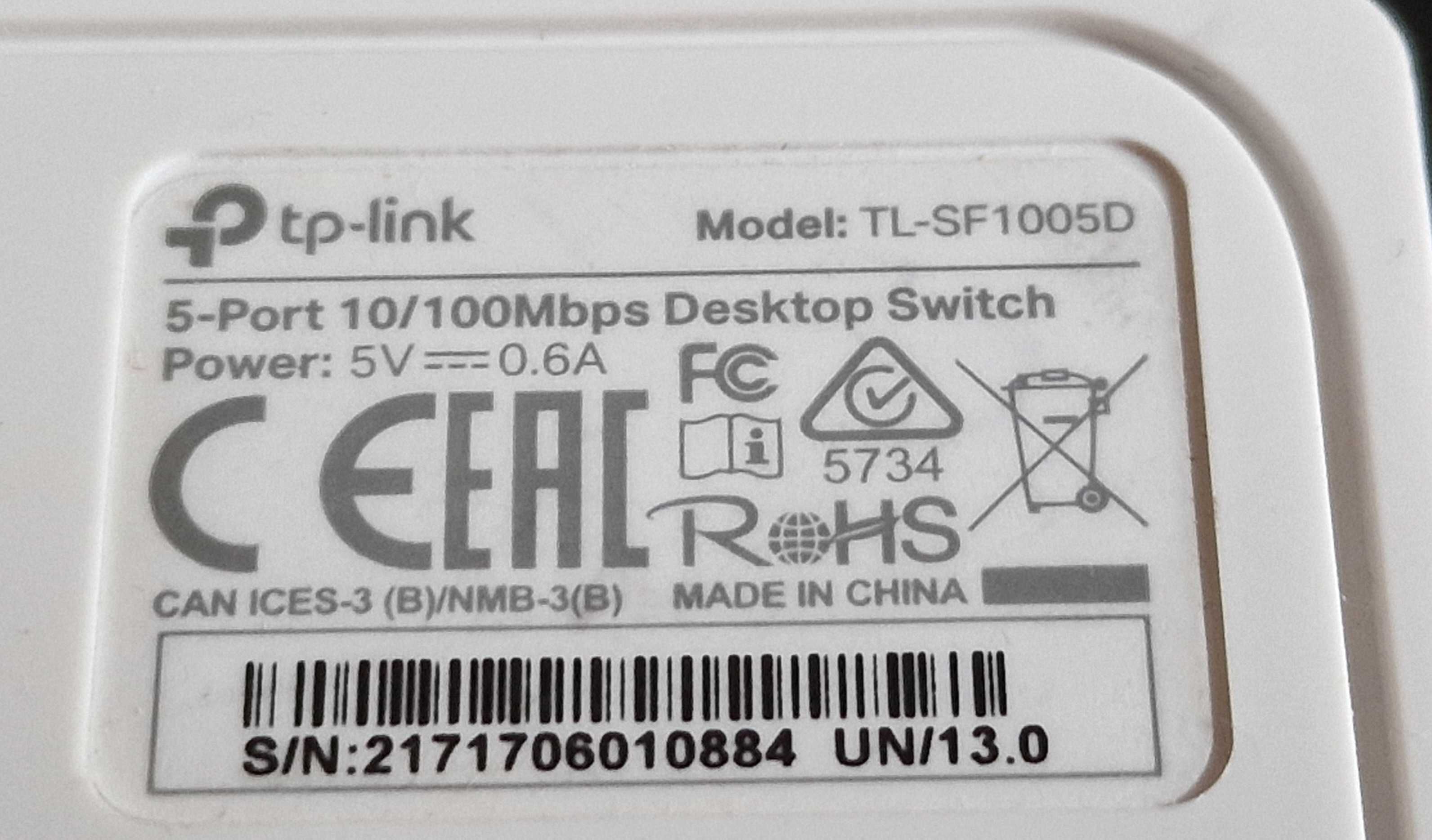 Hub TP Link com 5 Portas em estado novo