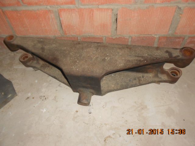 Задня балка до автонавантажувача Ніссан 1,5т.