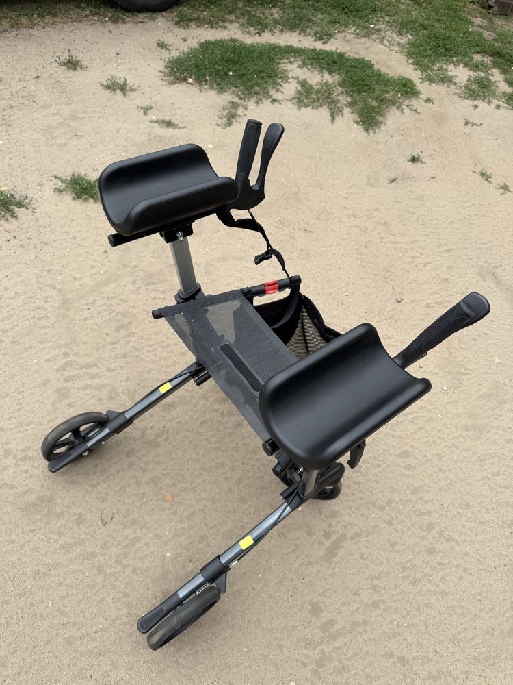 TIGER mobilex. podpórka inwalidzka czterokołowa.