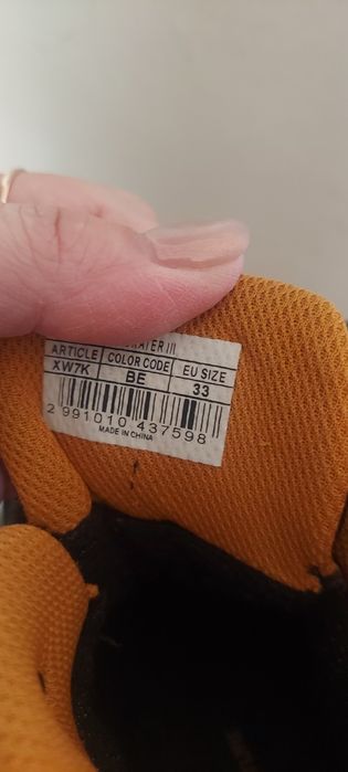 Продам бу зимові ботинки дитячі