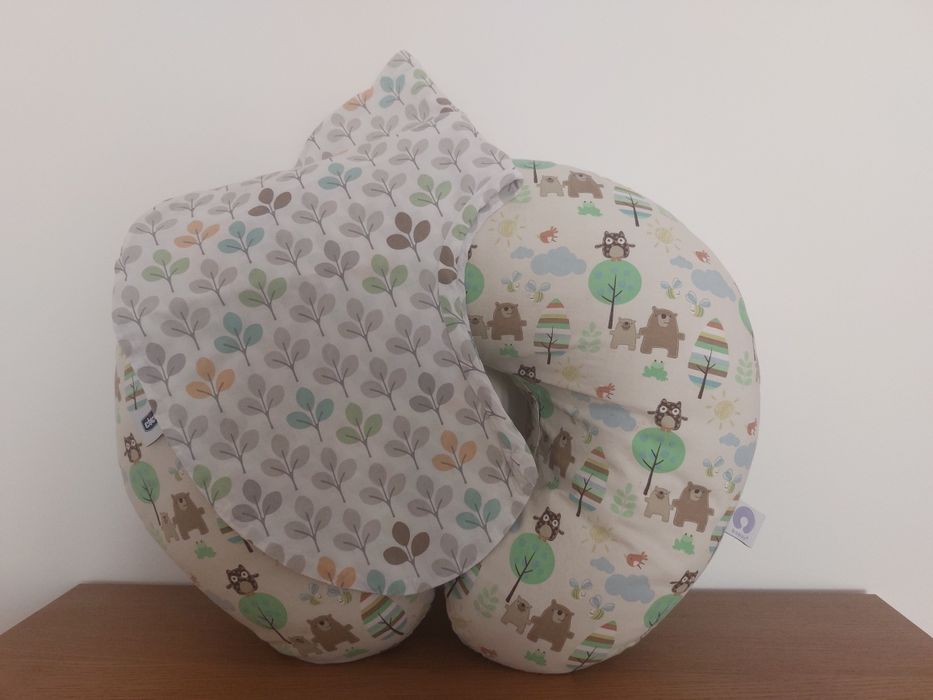 Almofada de amamentação Boppy (chicco) e mais 1 capa