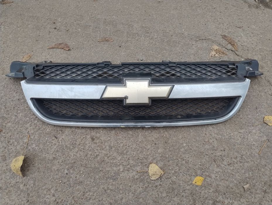Решетка радиатора Chevrolet Aveo T250